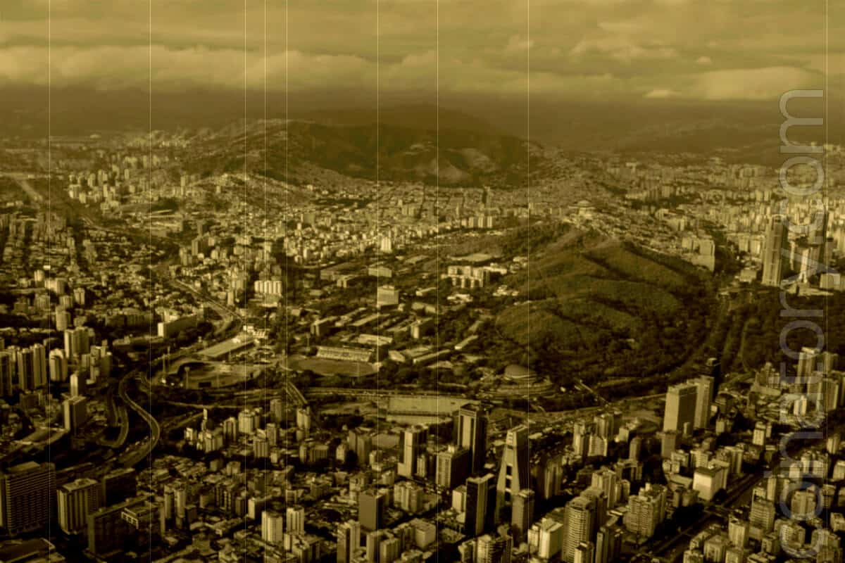 Nicolas Maduro calls for funding housing projects with Petro cryptocurrency